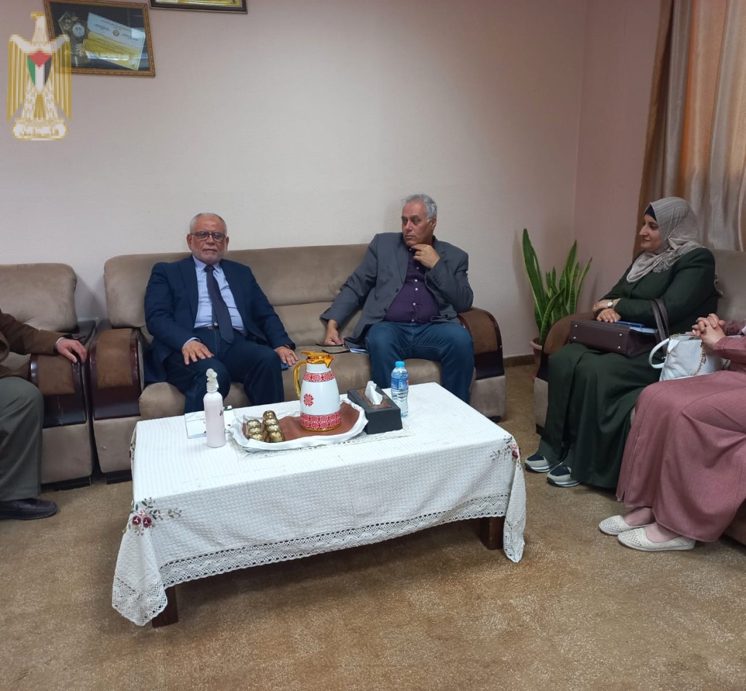 الاقتصاد تبحث التعاون المشترك مع جامعتي الازهر والاسلامية