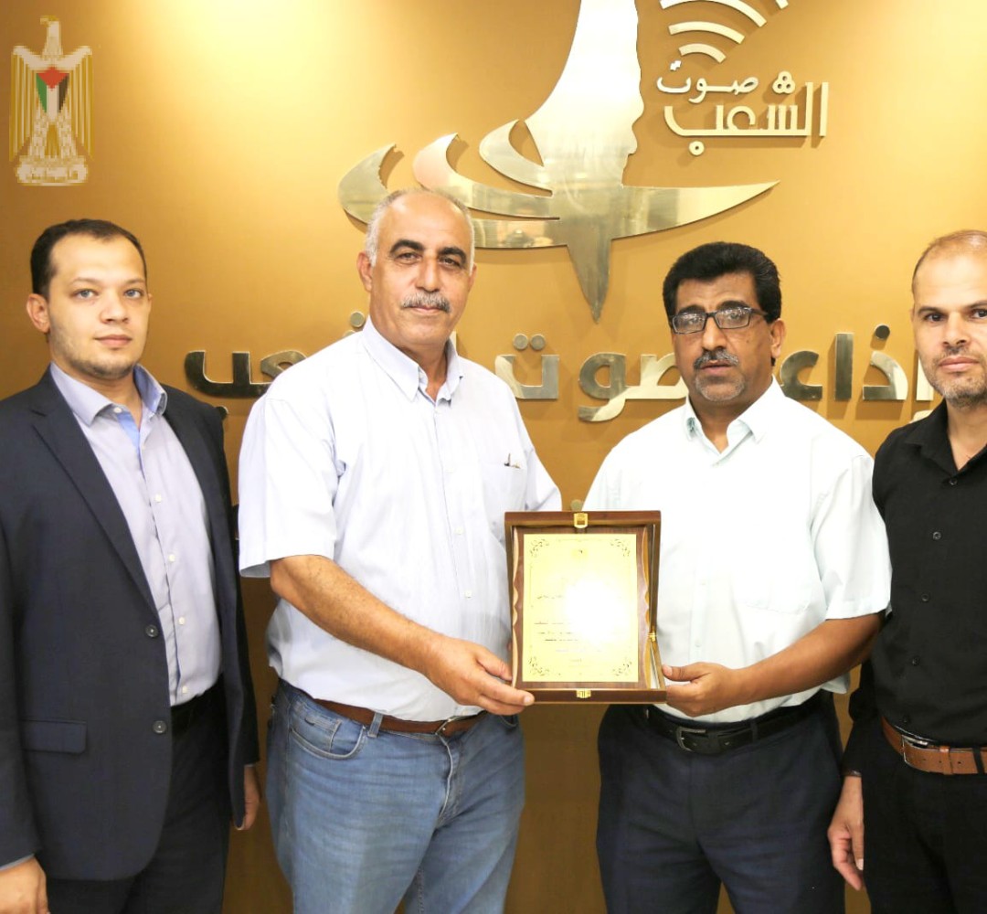 الاقتصاد وإذاعة صوت الشعب يبحثان سبل التعاون المشترك ينهما