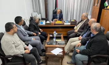 وكيل وزارة الاقتصاد واتحاد الصناعات الغذائية يناقشان تأمين المخزون السلعي وتوفير السلع الرمضانية